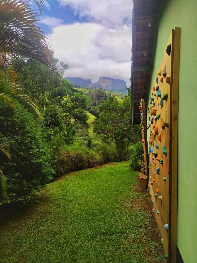 Casa Bela Vista - Sao Bento Do Sapucaiヴィラ エクステリア 写真